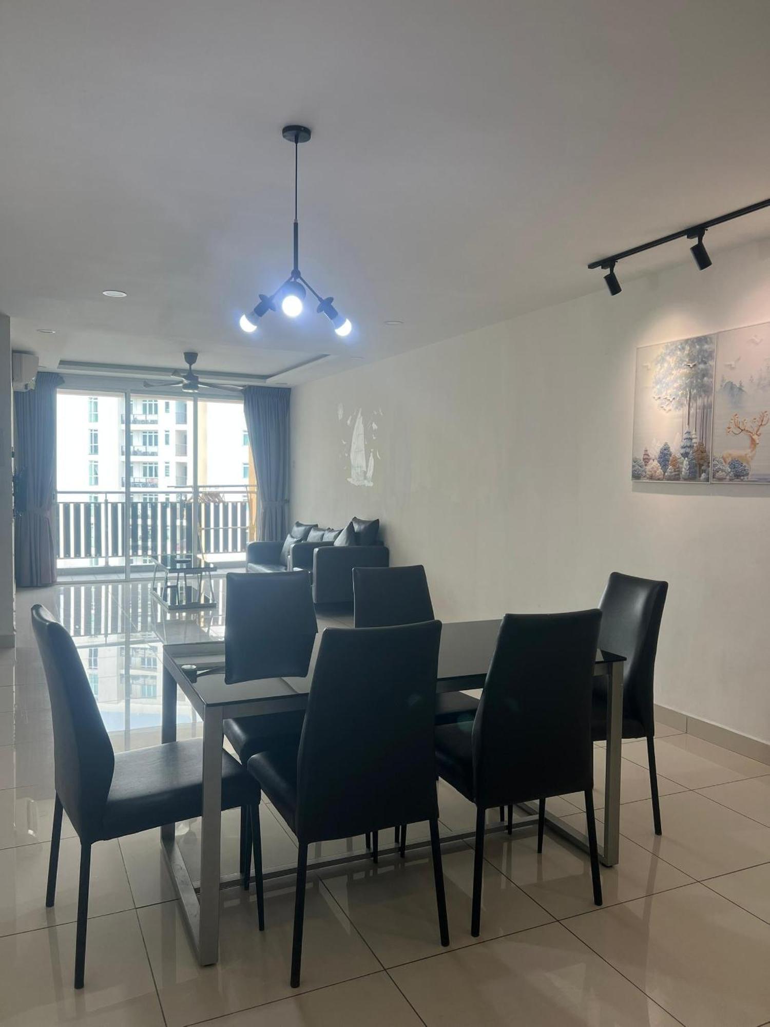 Residences At Daya By Sr Home ジョホールバル エクステリア 写真