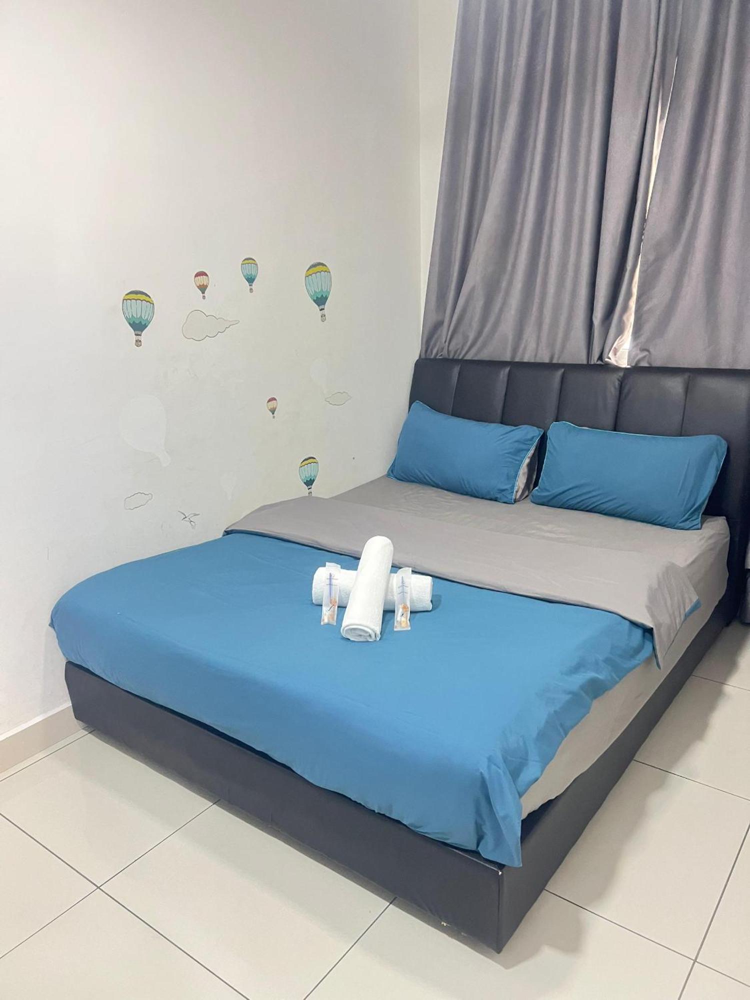 Residences At Daya By Sr Home ジョホールバル エクステリア 写真
