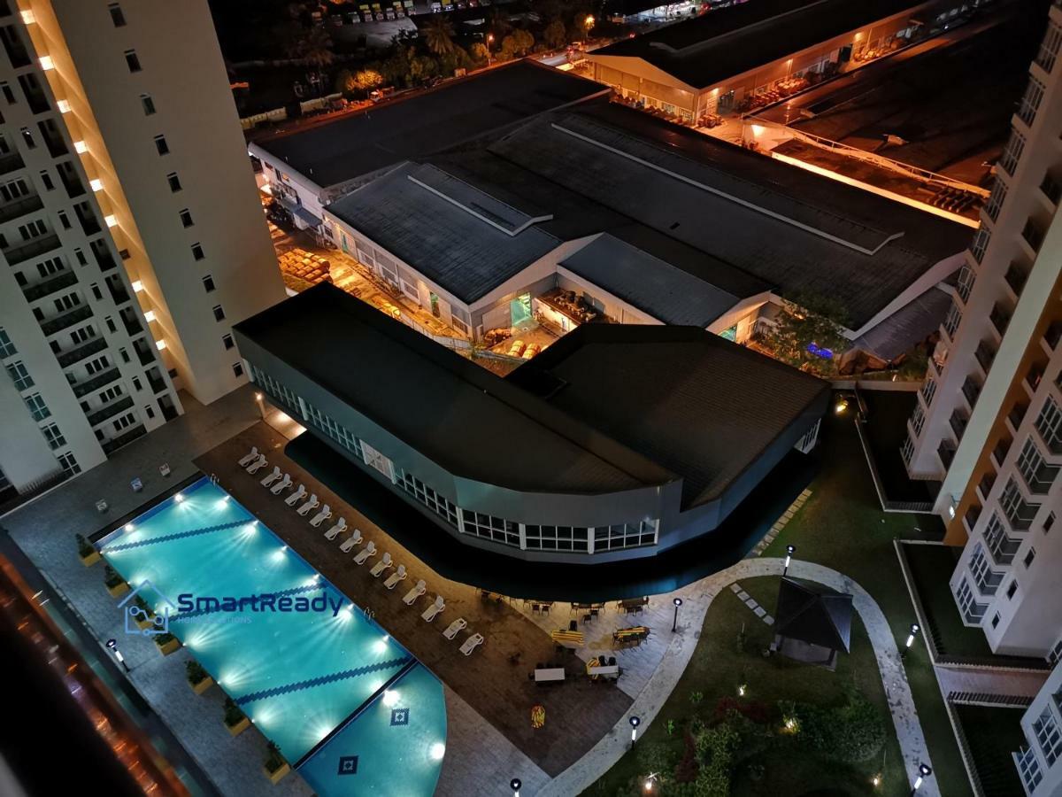 Residences At Daya By Sr Home ジョホールバル エクステリア 写真
