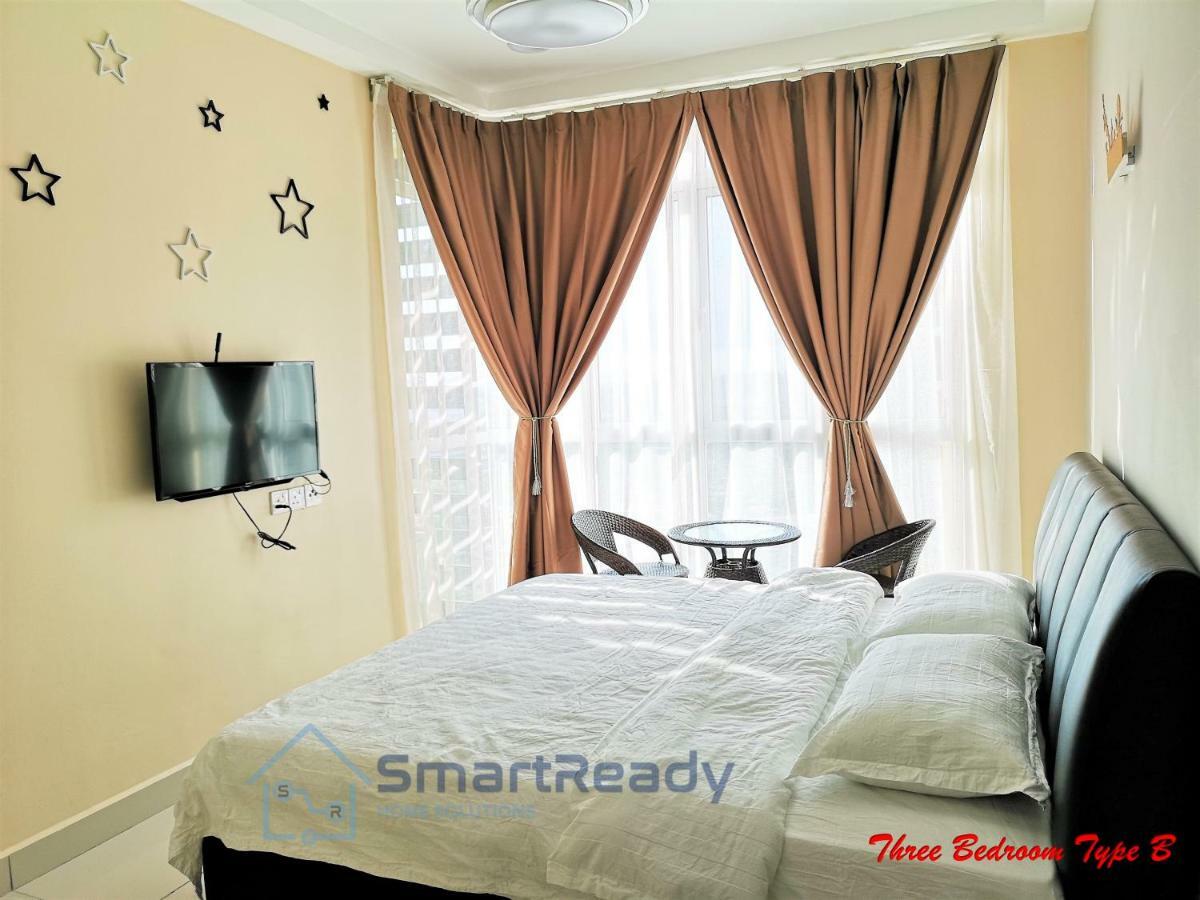 Residences At Daya By Sr Home ジョホールバル エクステリア 写真