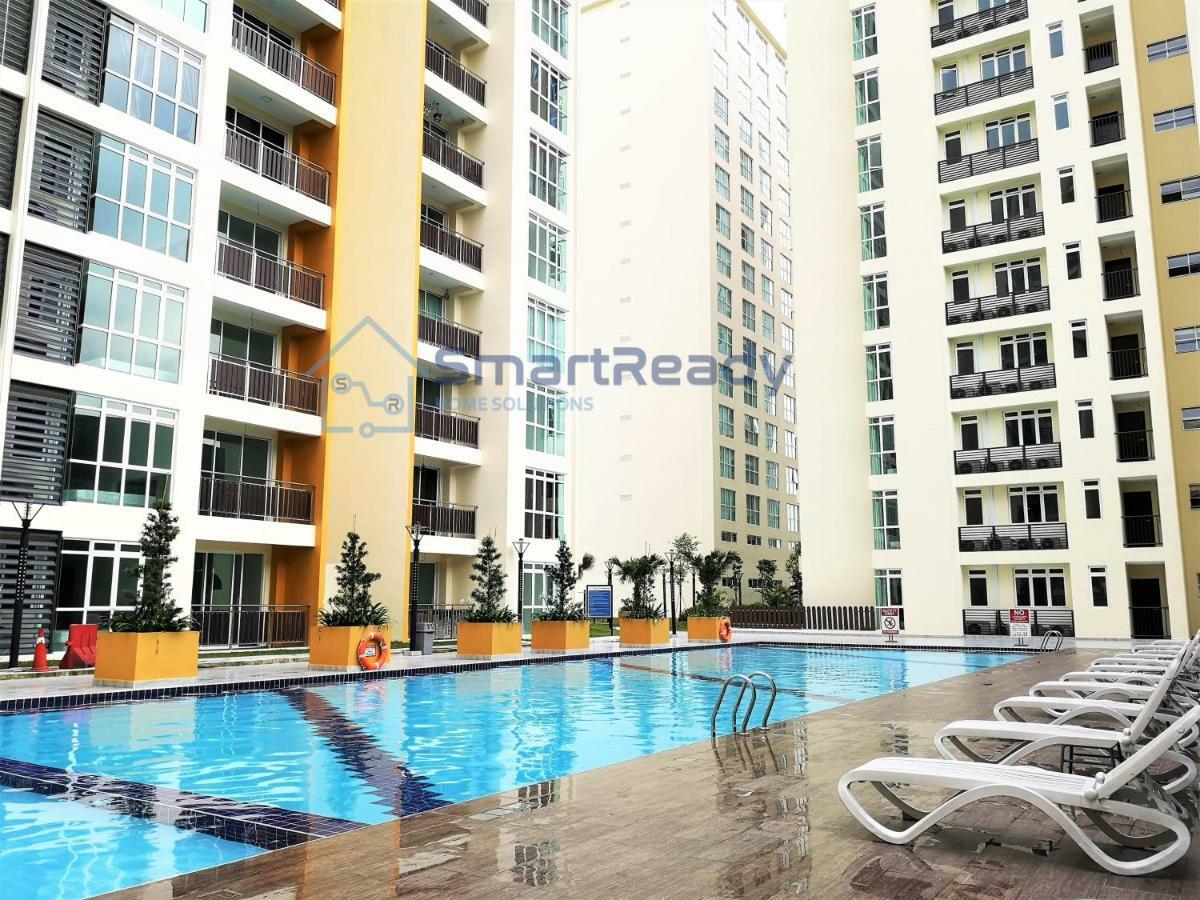 Residences At Daya By Sr Home ジョホールバル エクステリア 写真