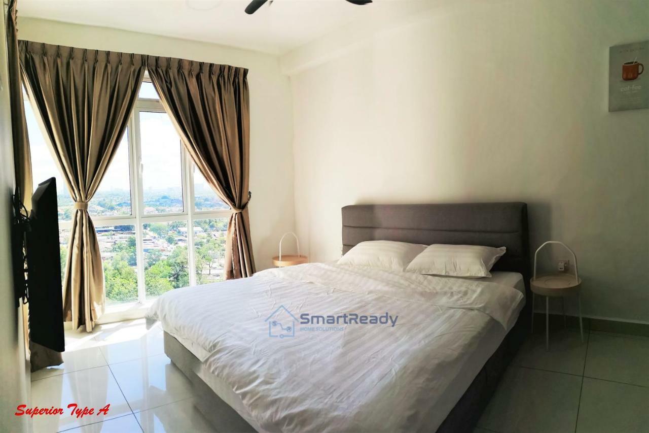 Residences At Daya By Sr Home ジョホールバル エクステリア 写真