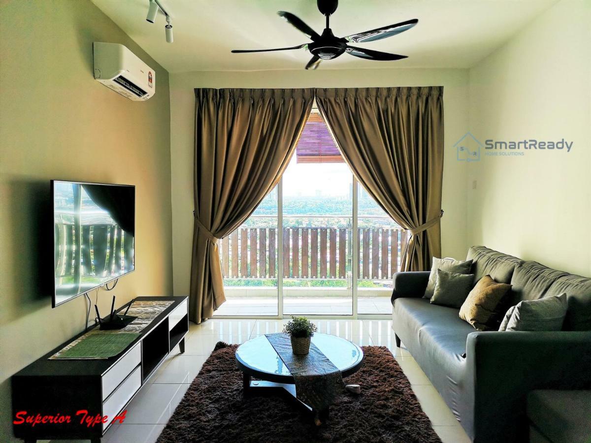 Residences At Daya By Sr Home ジョホールバル エクステリア 写真