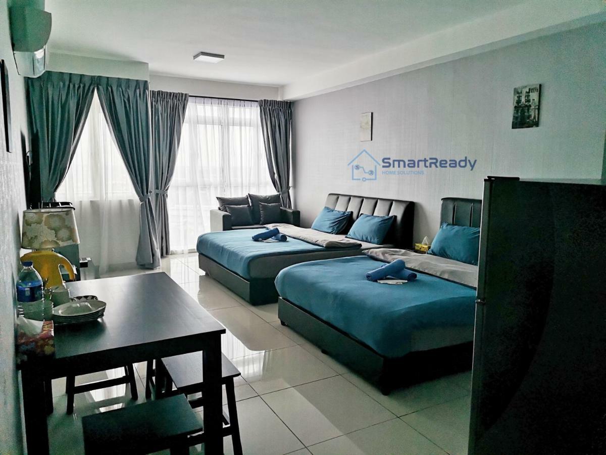 Residences At Daya By Sr Home ジョホールバル エクステリア 写真