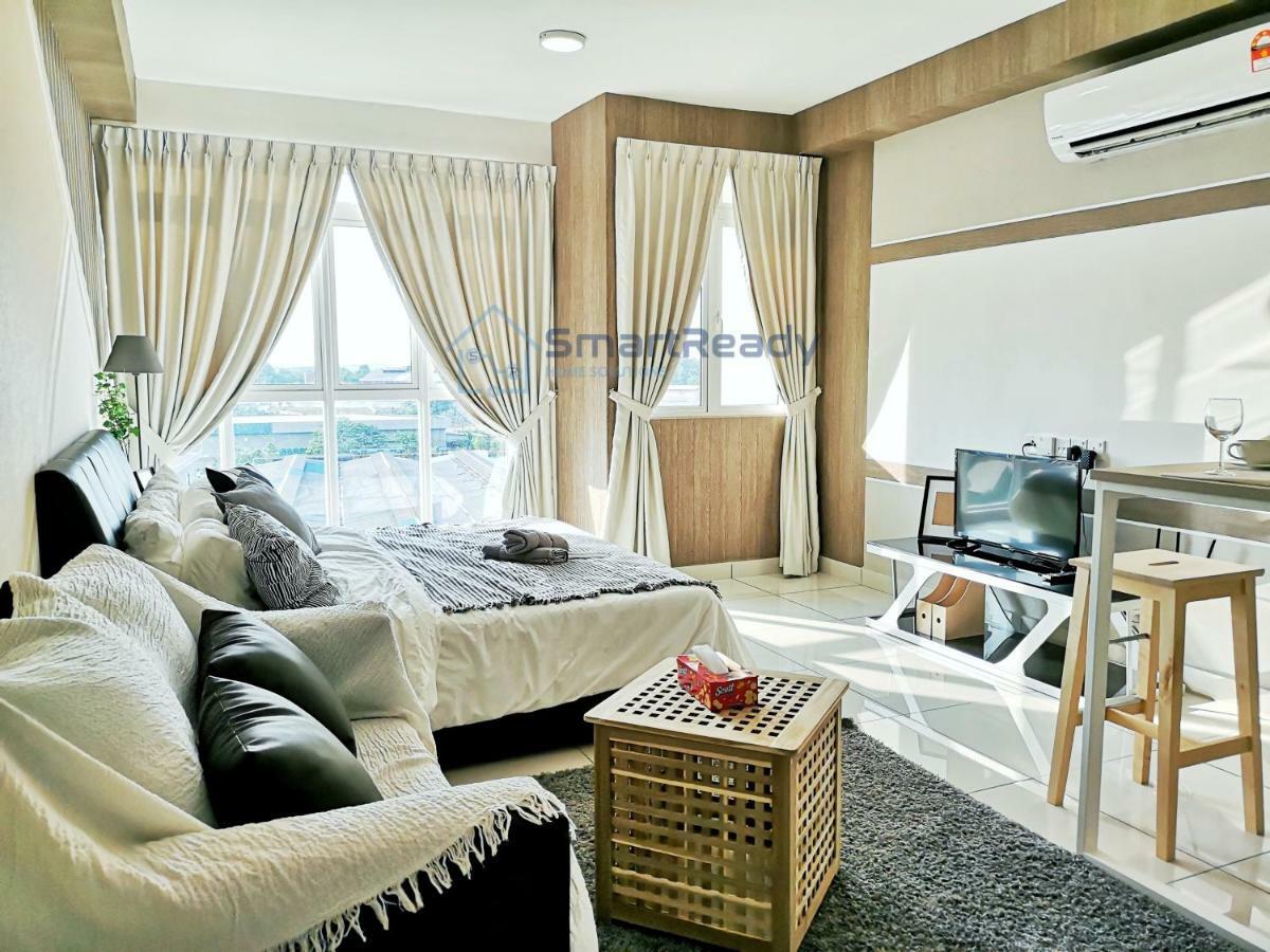 Residences At Daya By Sr Home ジョホールバル エクステリア 写真