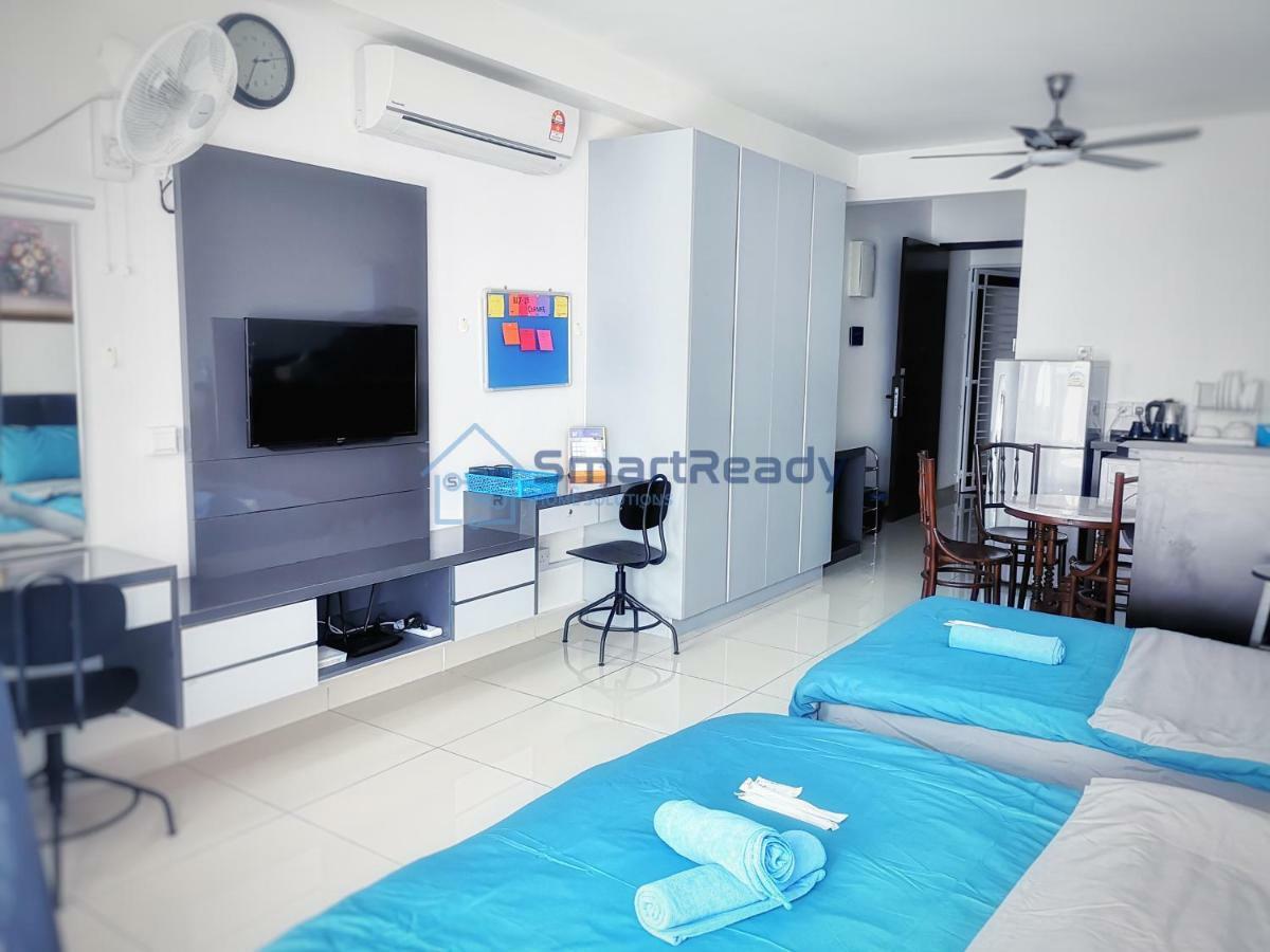 Residences At Daya By Sr Home ジョホールバル エクステリア 写真